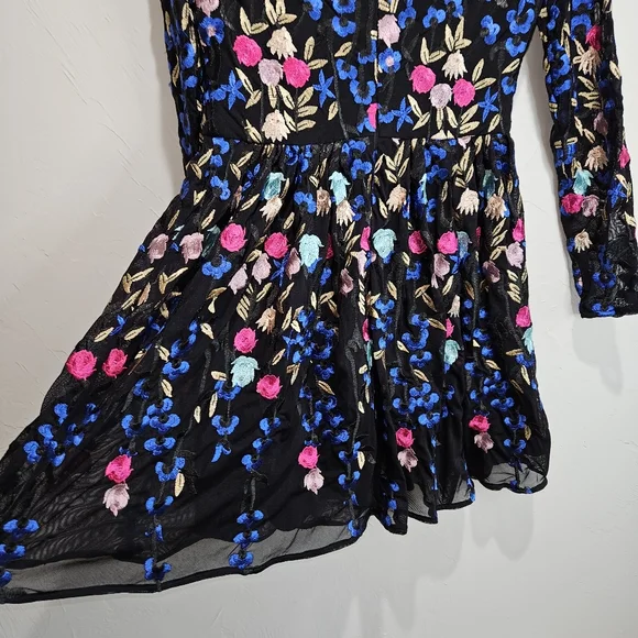 Floral Embroidered Long Sleeve Dress - Picture 11 of 16